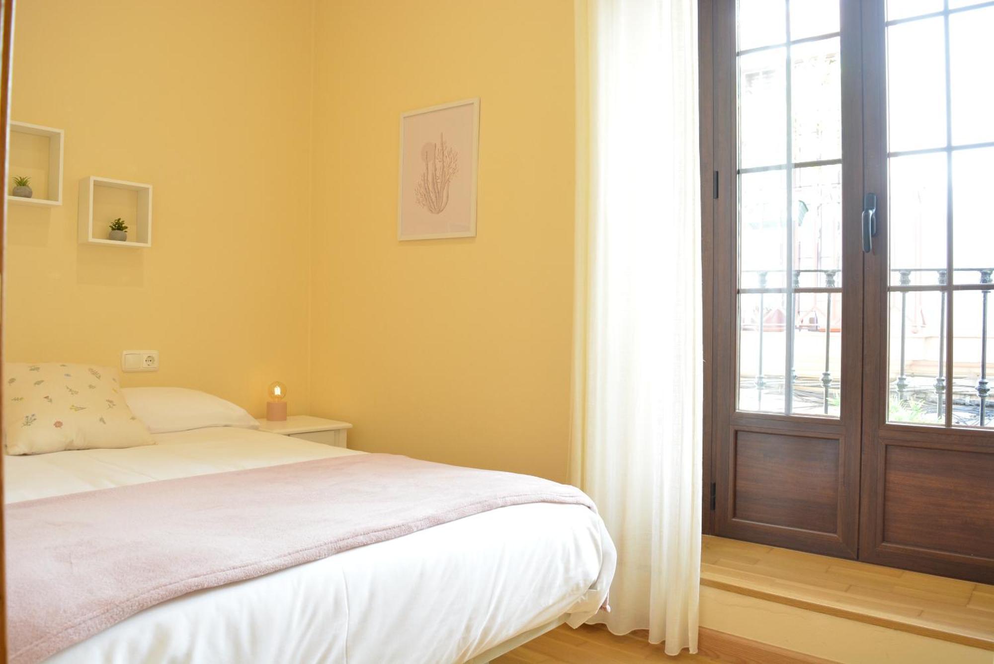 Apartamento Puerta De Cordoba- Exterior Con Balcones Exterior photo