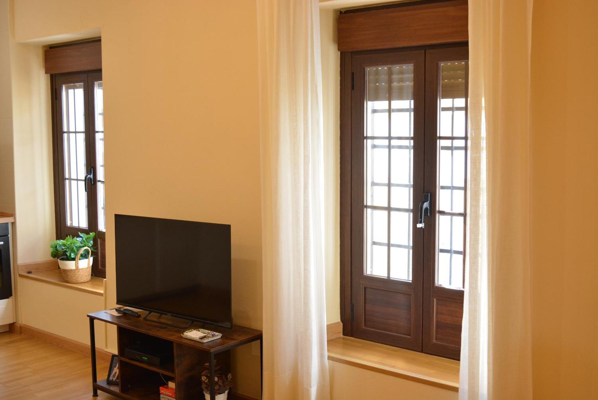 Apartamento Puerta De Cordoba- Exterior Con Balcones Exterior photo